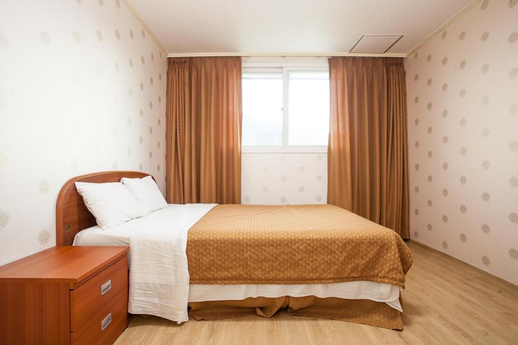 Muju Ilsung Condo Esterno foto